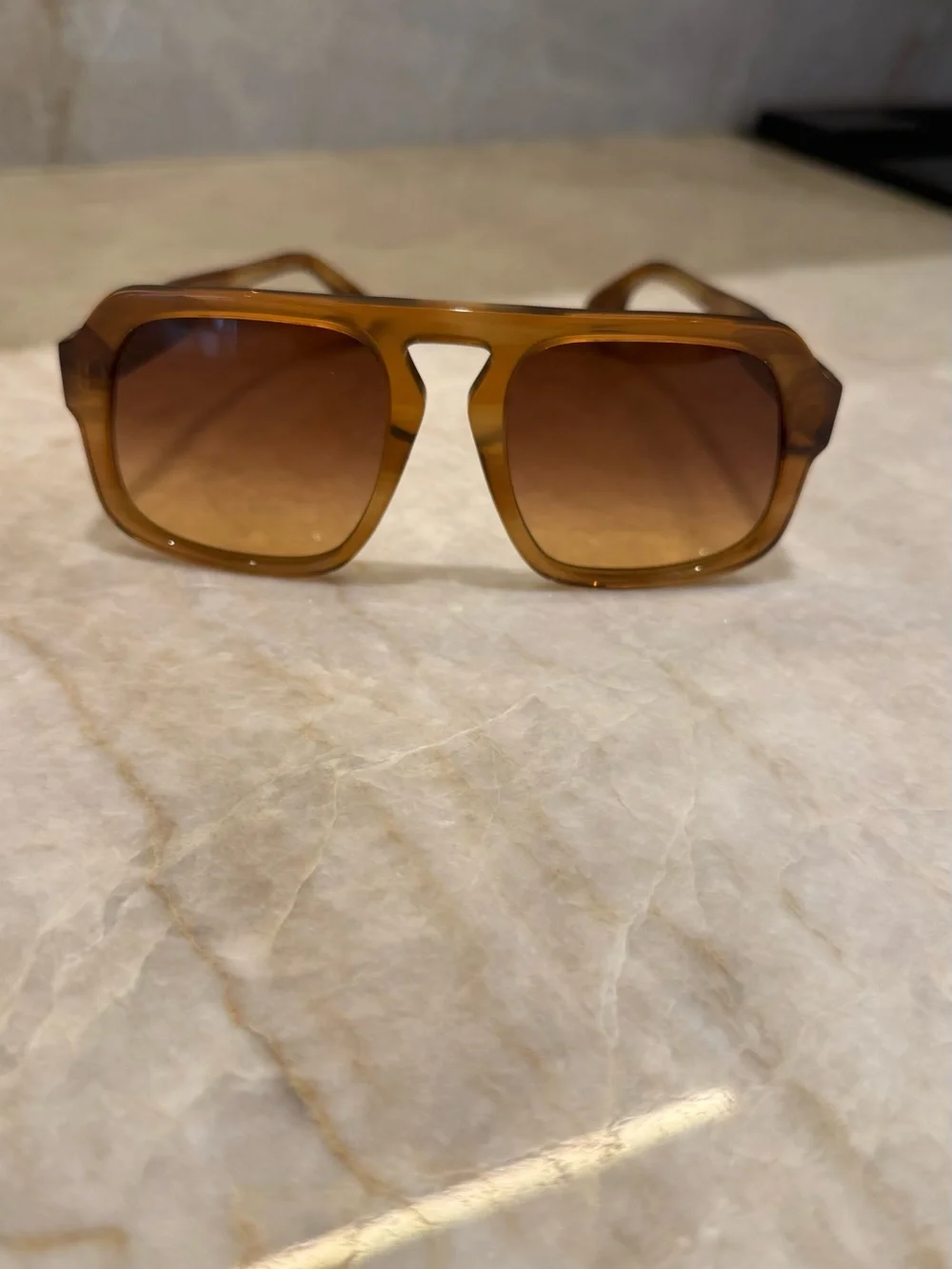 Victoria Beckham Amber Brown Rectangular Sunglasses